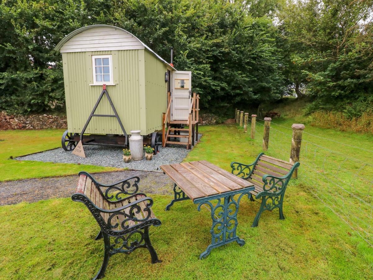 Shepherds Hut - The Crook Милфорд-Хейвен Экстерьер фото